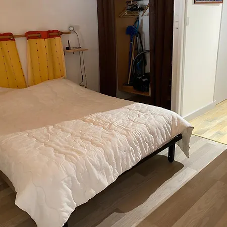 Le Nid - Le Metropole Apartment *